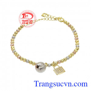 Lắc tay bi nữ thời trang tôn lên vẻ sành điệu và thời trang cho phái đẹp.