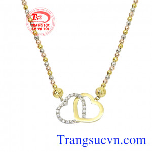 Chiếc lắc tay này có lẽ là một gợi ý hay để làm quà tặng cho người con gái thân thương để bày tỏ tâm tư.