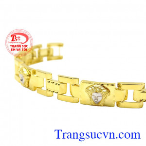 Ngày nay, trang sức nam cũng rất được ưa chuộng. Lắc tay nam phong cách