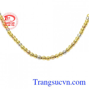 Lắc tay nhập khẩu duyên dáng tinh tế.