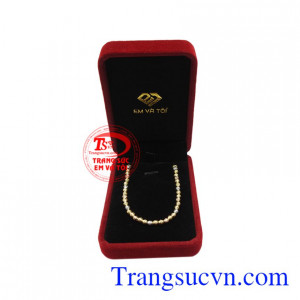 Lắc tay nhập khẩu duyên dáng