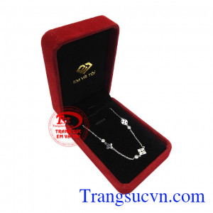 Lắc tay nữ phong cách vàng trắng bảo hành chu đáo, giao hàng toàn quốc.