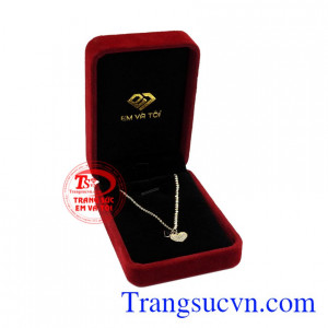 Lắc tay trái tim độc đáo đẹp.