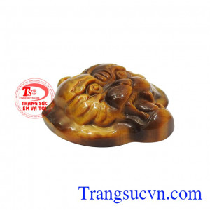  Với màu sắc vàng và vàng sậm thích hợp cho người mệnh kim và mệnh thổ. Mặt chúa sơn lâm mạnh mẽ