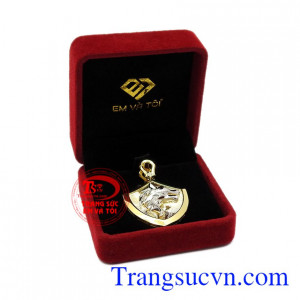 Mặt dây sói dũng mãnh đẹp.