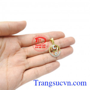 Vậy hãy nhanh tay và lựa chọn cho mình chiếc mặt dây phù hợp nhé! Mặt dây vàng tây hoàn hảo