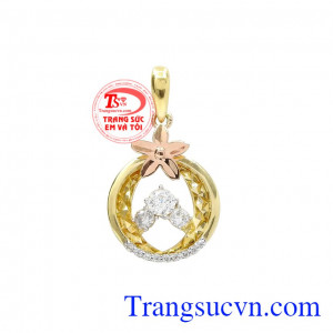 Mặt dây vàng tây phong cách