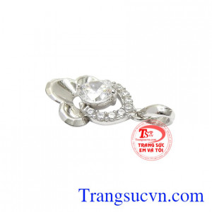 Mặt dây vàng trắng trang nhã đẹp.