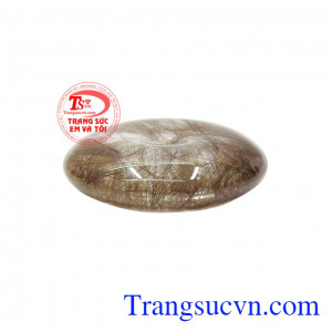 Sản phẩm phù hợp với người mệnh kim và mệnh thổ. Mặt đồng xu thạch anh tóc đẹp