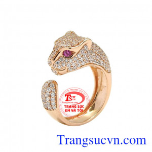 Nhẫn báo hồng ấn tượng