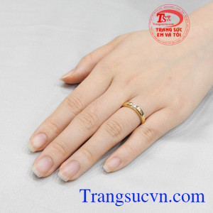 Nhẫn cưới vàng hạnh phúc viên mãn