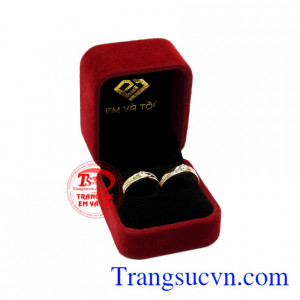 Nhẫn cưới vàng tâm đầu ý hợp đẹp.