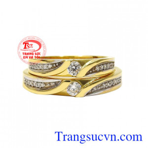 Nhẫn cưới vàng tây bền chặt nhận đặt chế tác theo yêu cầu.