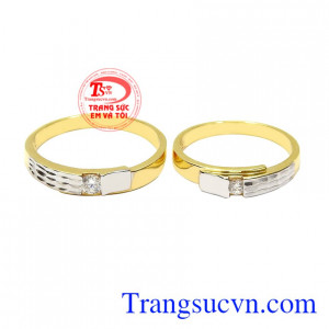 Nhẫn cưới được mệnh danh là kỷ vật ghi dấu những khoảnh khắc hạnh phúc của các cặp đôi.