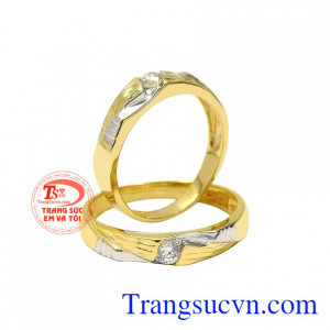 Nhẫn cưới vàng tây uyên ương sẽ là một phần không thể thiếu trong hôn nhân của các cặp đôi.