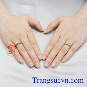 Nhẫn cưới vàng tây yêu thương