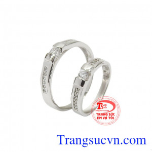 Nhẫn cưới vàng trắng bền chặt