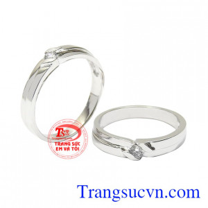 Bởi sản phẩm mang đến phong cách thời trang và hiện đại đến cho người đeo.