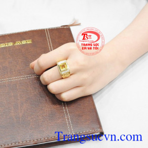 Nhẫn nam thạch anh vàng ấn tượng