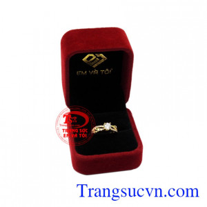 Nhẫn nữ vàng màu phong cách đẹp.