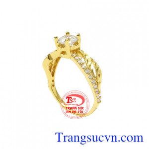 Sản phẩm sẽ là sự lựa chọn hoàn hảo dành cho những cô nàng yêu thích phong cách nữ tính, điệu đà.