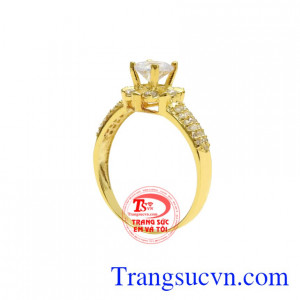 Sản phẩm chính là điểm nhấn giúp cho đôi bàn tay xinh yêu của các cô gái thu hút và lấp lánh hơn.