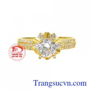 Phái đẹp có thể kết hợp cùng váy hoặc các bộ cánh nữ tính tôn vinh nét dịu dàng, kiều diễm của người con gái.