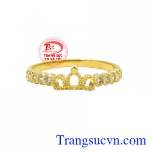 Nhẫn nữ vương miện dễ thương vàng 10k hợp thời trang, nhận đặt chế tác theo yêu cầu.