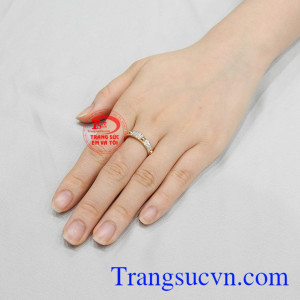 Nhẫn vàng cá tính phái đẹp