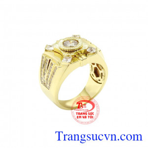 Nhẫn vàng phái mạnh thời thượng được chế tác kiểu dáng nam tính từ vàng 10k chất lượng.