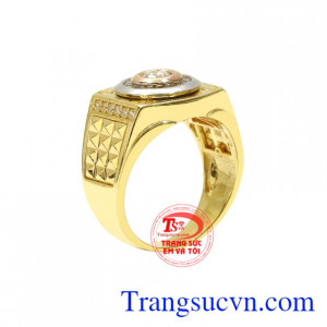 Nhẫn vàng phái mạnh xu hướng chế tác theo công nghệ hiện đại từ vàng 18k mang đến vẻ trẻ trung, thời thượng cho nam giới.