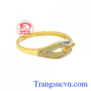Nhẫn vàng quý cô cá tính sự lựa chọn hoàn hảo dành cho bạn.