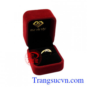 Nhẫn vàng quý cô cá tính đẹp.