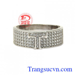 Với mong muốn đem đến thật nhiều những sản phẩm đẹp mắt, chất lượng tới tay khách hàng trang sức Em và Tôi luôn nỗ lực hết mình.