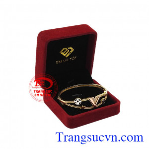 Vòng tay nữ sành điệu bảo hành uy tín, giao hàng trên toàn quốc. 