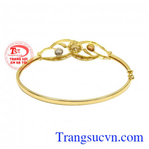 Sản phẩm phù hợp làm quà tặng trong những dịp đặc biệt. Vòng tay nữ thời trang