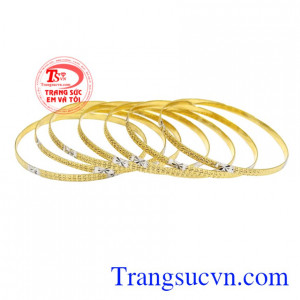 Vòng tuần vàng cao cấp chất lượng.