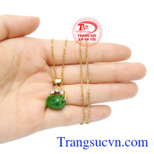 Bộ mặt dây vàng jadeite lu thống đẹp.