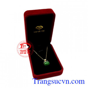 Bộ mặt dây vàng jadeite lu thống 10k.