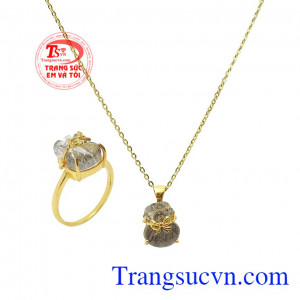 Bộ thạch anh tóc đen may mắn