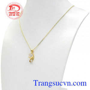 Thiết kế trẻ trung, hợp xu hướng, thích hợp với nhiều độ tuổi. Bộ trang sức hồ ly dễ thương