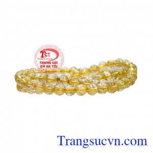 Với những tinh thể kim que vàng nâu hợp mệnh cho người mang mệnh Thổ và Kim.