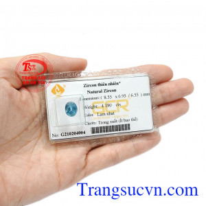 Đem đá này theo bên mình không giúp giải tỏa căng thẳng mệt mỏi còn giúp người dùng được bình an, cải thiện giấc ngủ từ đó đem đến tinh thần tươi trẻ, lạc quan. Đá Zircon thiên nhiên