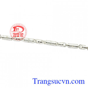 Do vậy bé yêu có thể thỏa sức vui chơi cùng bạn bè.