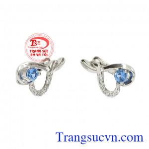 Người Ai Cập còn tin rằng, viên đá này sẽ giúp họ tránh được tà ma, bảo vệ khỏi bệnh tật. Hoa tai topaz đẹp thiên nhiên