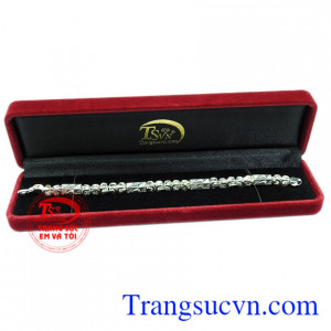 Lắc bạc nam thời thượng tinh tế.