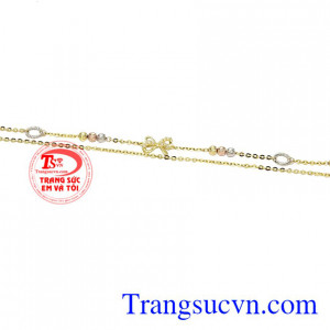 Một chiếc lắc chân không chỉ mang ý nghĩa vĩnh cửu trong tình yêu và nó cũng là món quà thật đặc biệt để tặng các nàng.
