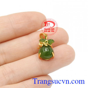 Mặt dây Nephrite tiền tài đẹp.
