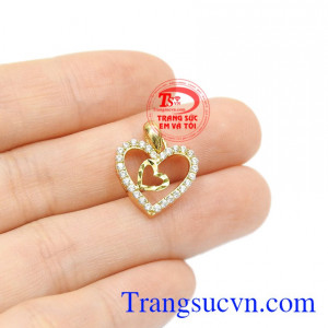 Sản phẩm phù hợp làm quà tặng cho người thương của bạn. Mặt dây trái tim hạnh phúc