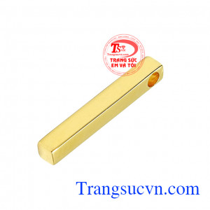 Kiểu dáng hợp thời trang đang là xu hướng được các bạn trẻ vô cùng yêu thích. Mặt dây vàng phong cách cá tính